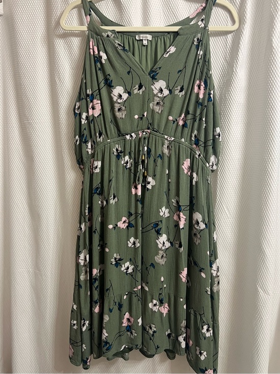 Maurices Dresses & Skirts - Olive Green Floral Sleeveless V-Neck Dress with pockets